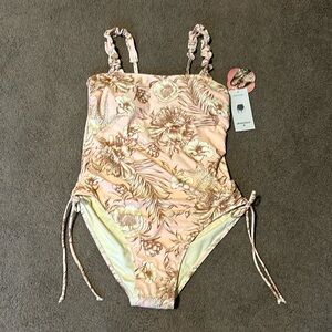 Aguabendita One Piece Swimsuit NWT. Pink and cream. Size XL (16)